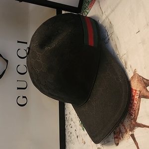 GUCCI baseball cap